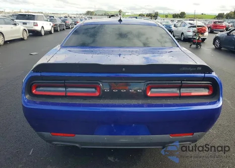 2022 Dodge Challenger R/T из США, поврежденный, VIN 2C3CDZBT0NH144569